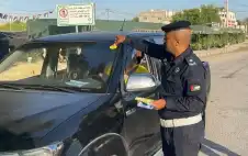 السير: أكثر من 300 ألف سائق