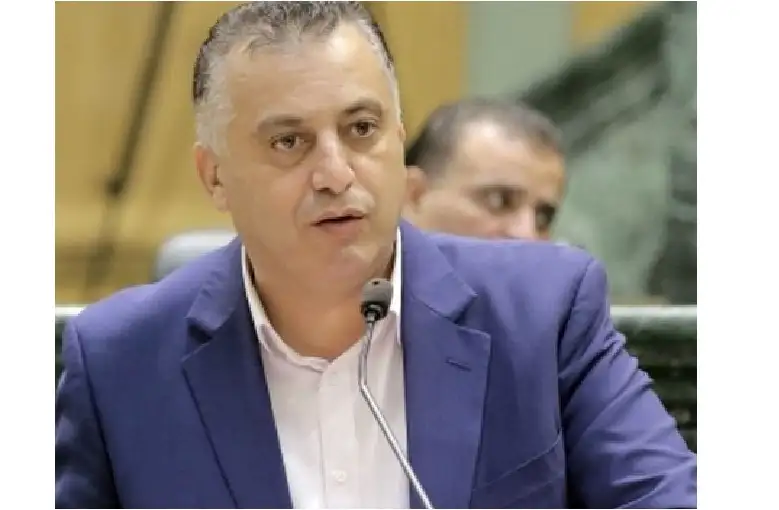 الموت يفجع النائب محمد الطهراوي