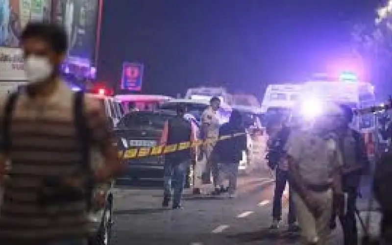 انفجار سيارة في العاصمة الهندية يسفر