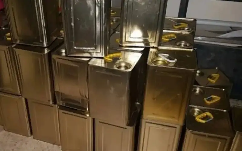 جرش.. ضبط شبكة لغش زيت الزيتون
