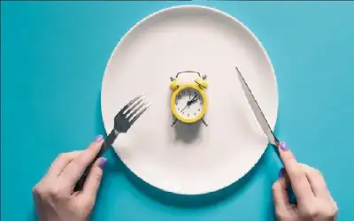 الصيام المتقطع تحت المجهر: دراسة تكشف