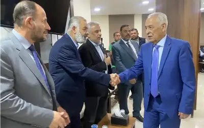 مندوبا عن الملك وولي العهد.. العيسوي