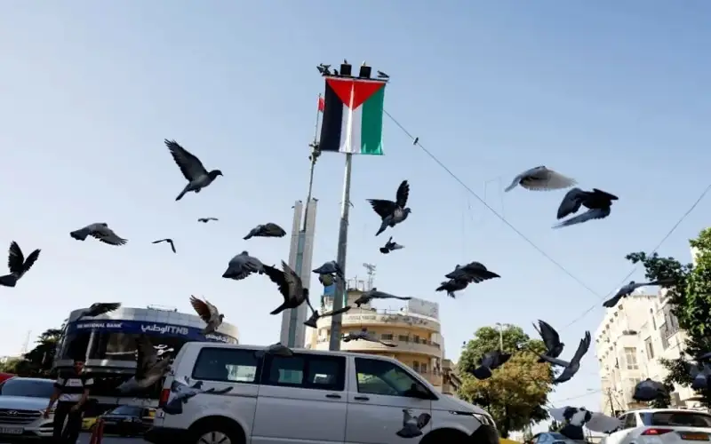 ماكرون وعباس يعلنان تشكيل لجنة مشتركة