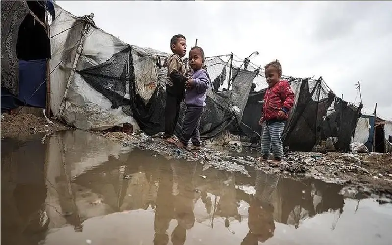 يصرخ من قلبه .. الامطار التي