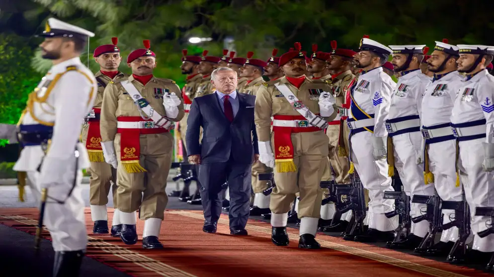 الملك يشدد على أهمية التزام جميع