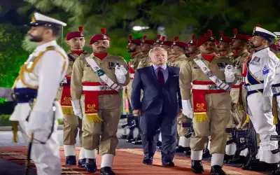 الملك يشدد على أهمية التزام جميع