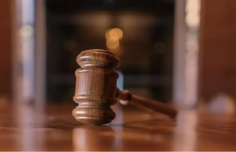 محاكم تمهل متهمين مهلة لتسليم أنفسهم