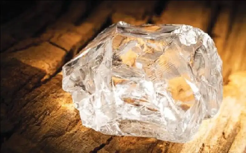 حين باحت الأرض بأغلى أسرارها