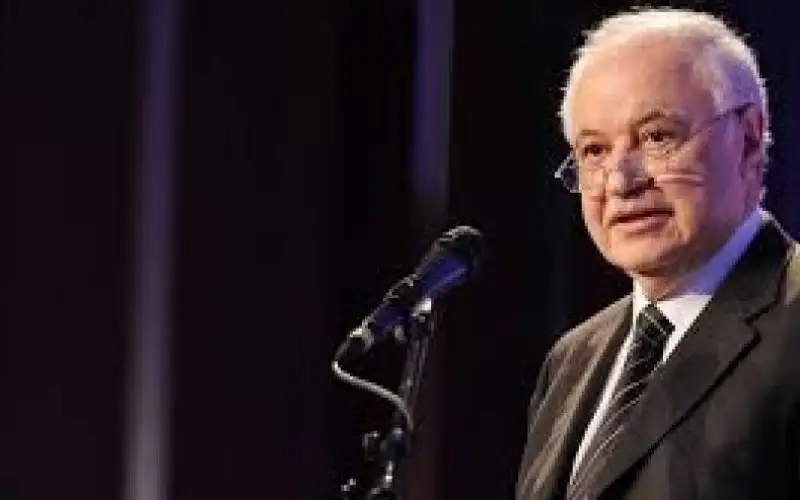 أبو غزالة: ثروتي الحقيقية لا تتجاوز