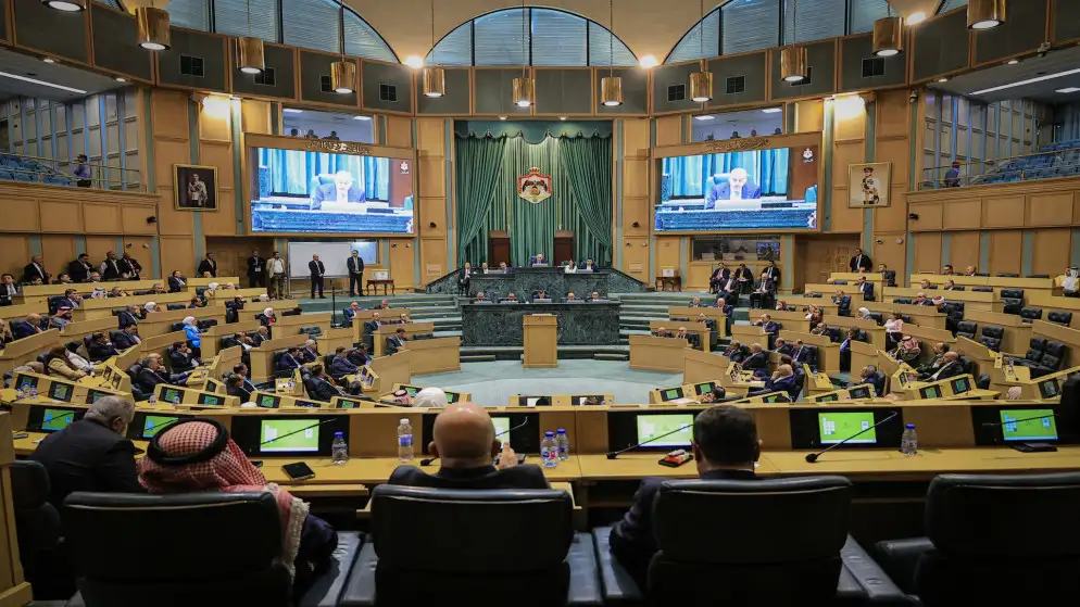 الجلسة الخامسة للنواب.. 11 مشروع قانون