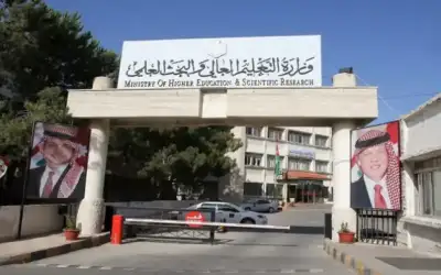 الخطيب: 56 ألف طالب مستفيد من