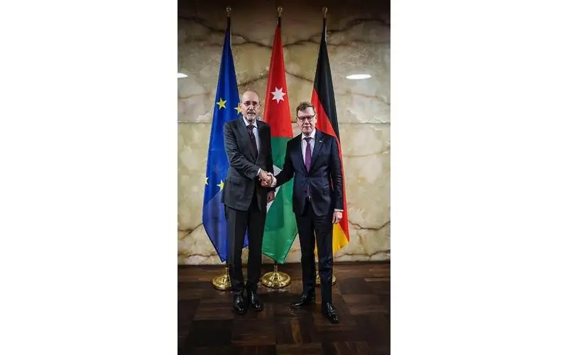 الصفدي ونظيره الألماني يجريان مباحثات موسعة