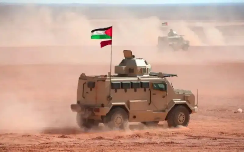 الجيش: القبض على 5 أشخاص حاولوا