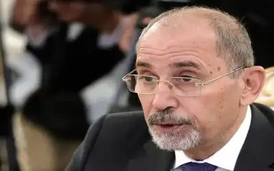 وزير الخارجية يترأس أعمال المنتدى الإقليمي