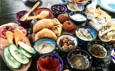 الحكم بالسجن على زوج تركي حرم