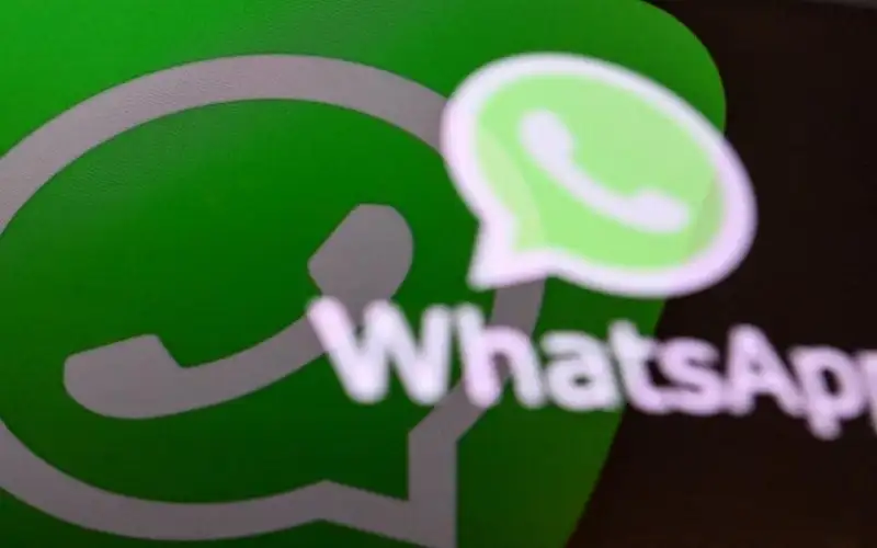 روسيا تهدد بحظر تطبيق واتساب بالكامل