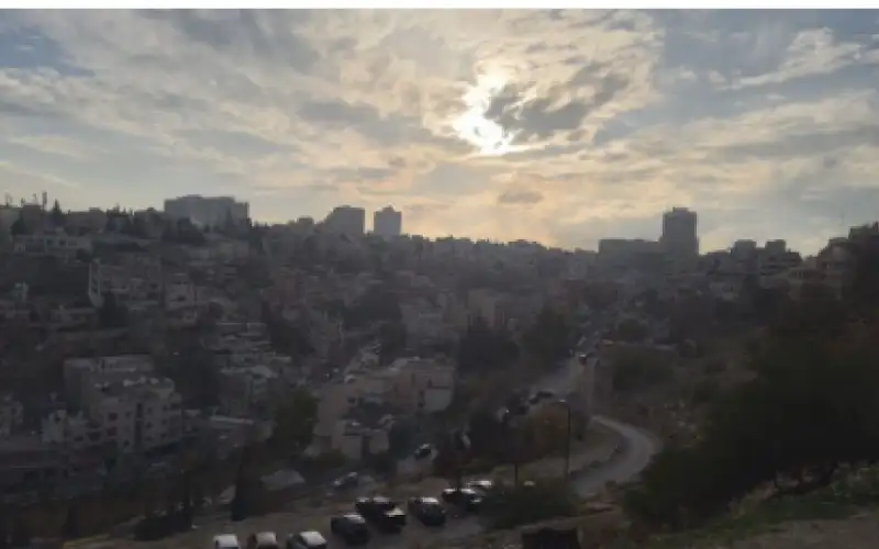 الاحد : طقس مائل للبرودة وفرصة