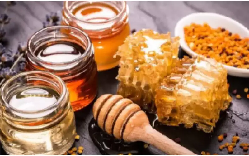 الزراعة: مصادرة أي عبوة عسل غير