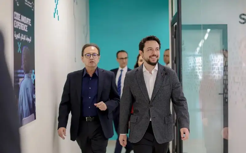 ولي العهد يفتتح مركز 42 إربد