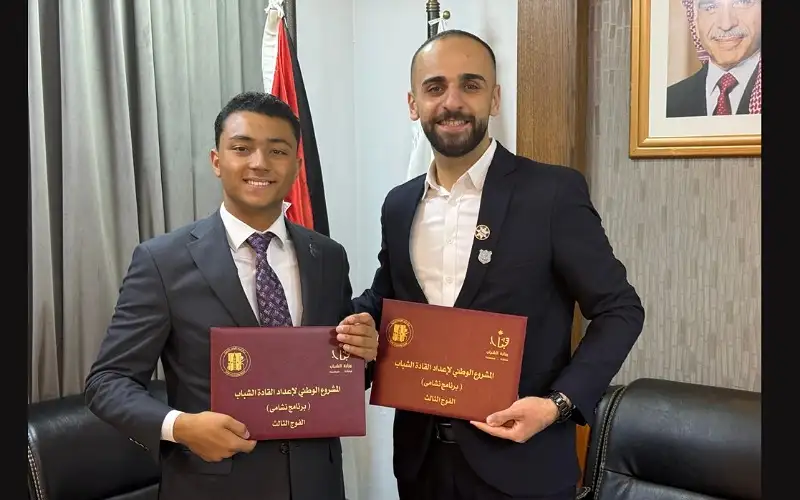 طلبة عمان الأهلية يشاركون في برنامج