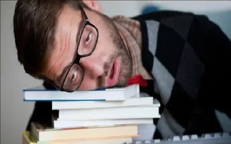 تعاني من إرهاق مزمن؟.. 8 جرائم