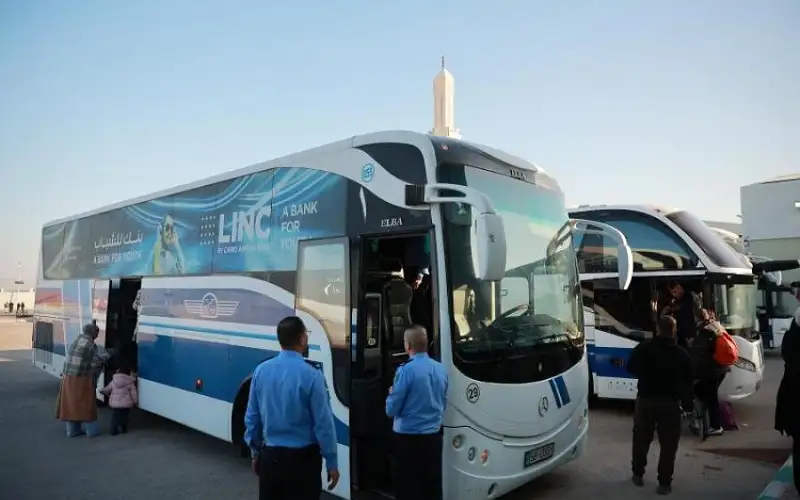 140 طفلا غزيا يعودون إلى قطاع