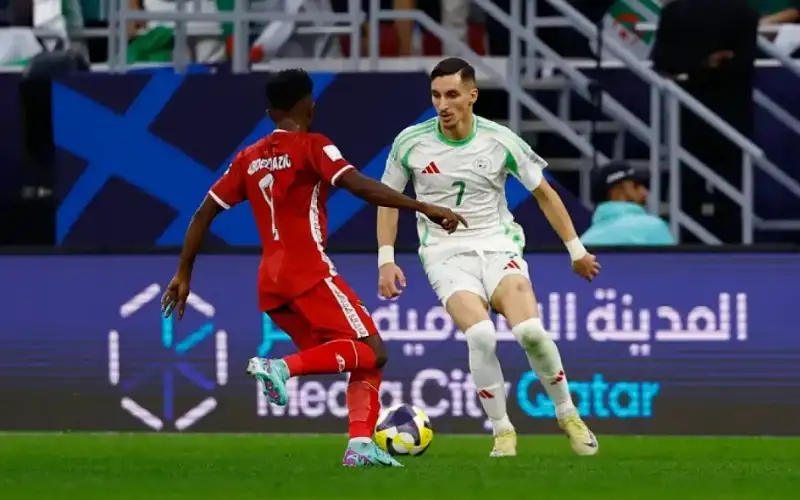 المنتخب الجزائري يتعادل سلبيا مع المنتخب