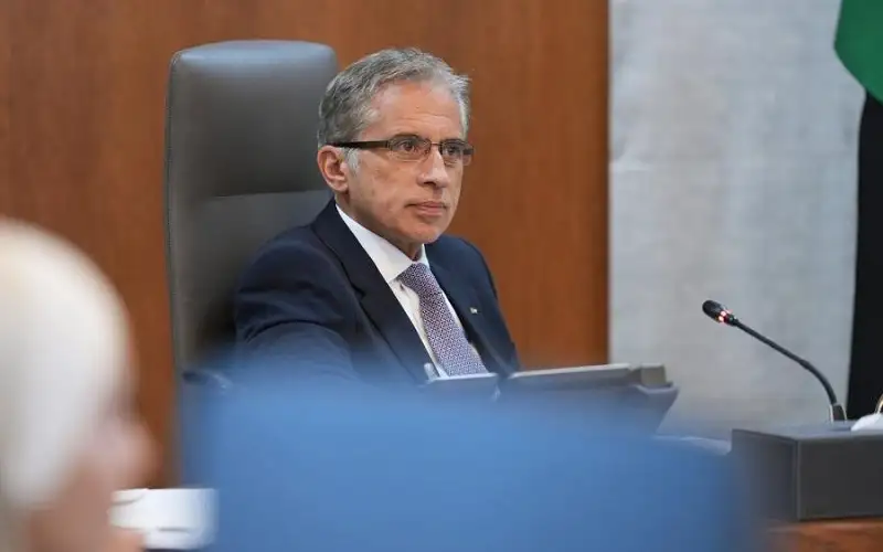 رئيس الوزراء يهنئ منتخب الأردن بفوزه