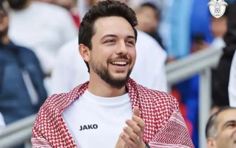 ولي العهد عبر انستقرام: بداية قوية