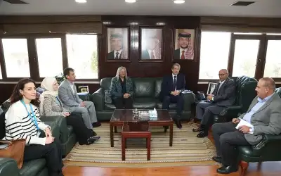 الأردن ـ وزير المياه والري يستقبل ممثل منظمة