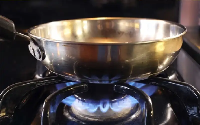 مفاجأة.. مواقد الغاز تملأ البيوت هواء