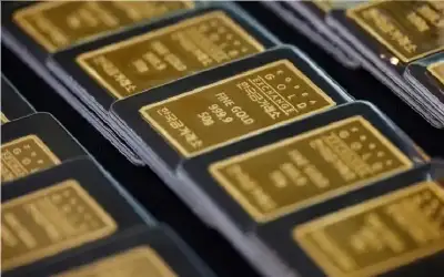 مال ـ الذهب يتراجع قبل اجتماع المركزي الأمريكي