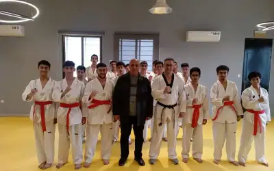 افتتاح دورة حاسوب تأسيسية لخمسين يتيما