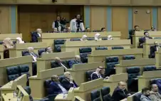 الstrongمالstrongية النيابية تستكمل مناقشة مشروع الموازنة