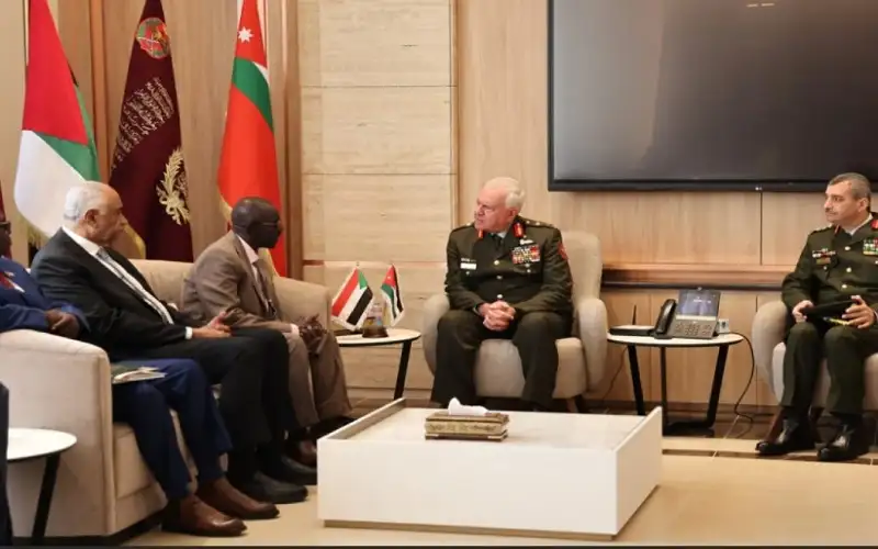 الحنيطي يستقبل وزير الدفاع السوداني