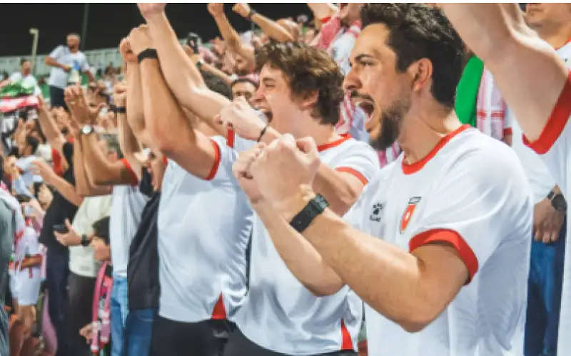 ولي العهد يهنئ منتخب النشامى بالفوز