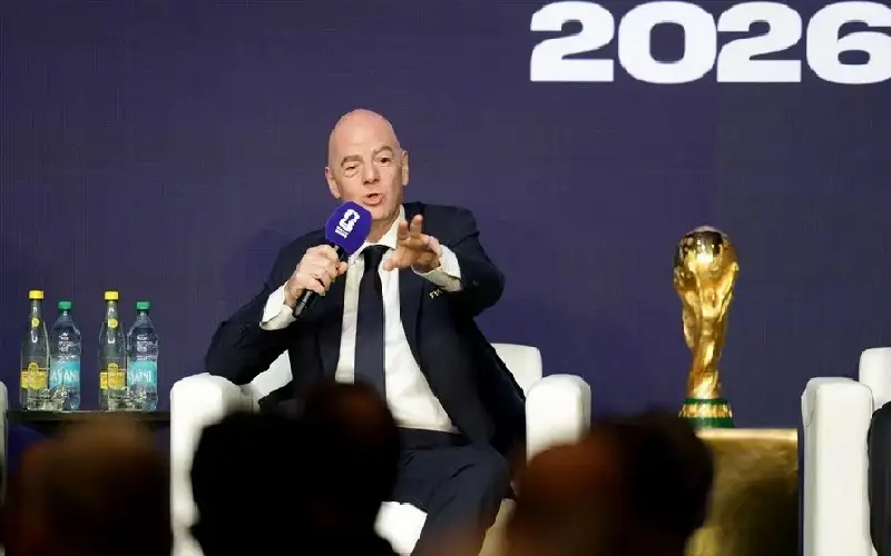 لم يترك وسيلة ينافق فيها لترامب