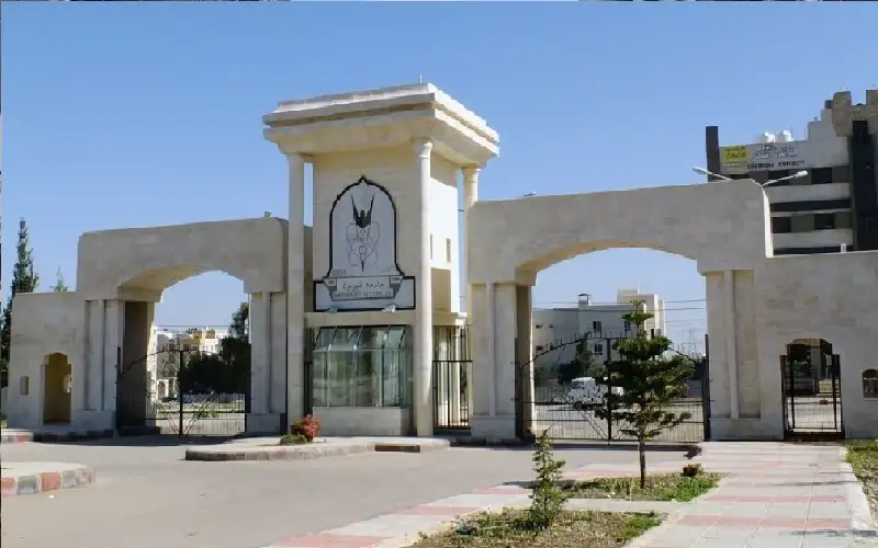 فصل نهائي ومؤقت بحق 26 طالبا