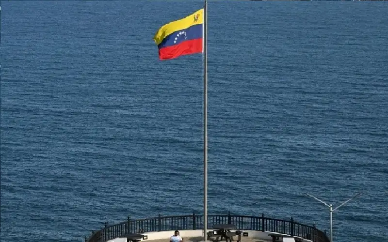 عشرات السفن في فنزويلا تواجه المجهول