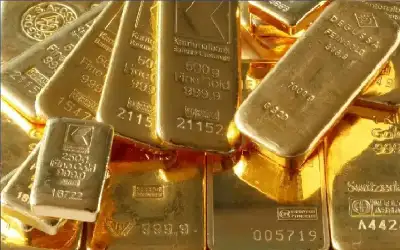 الذهب قرب أعلى مستوى في 7