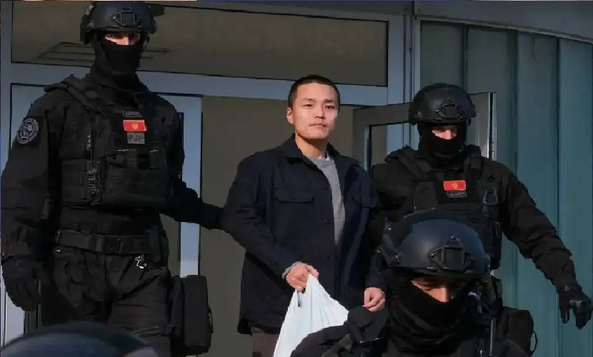 من 50 مليارا إلى الزنزانة.. من