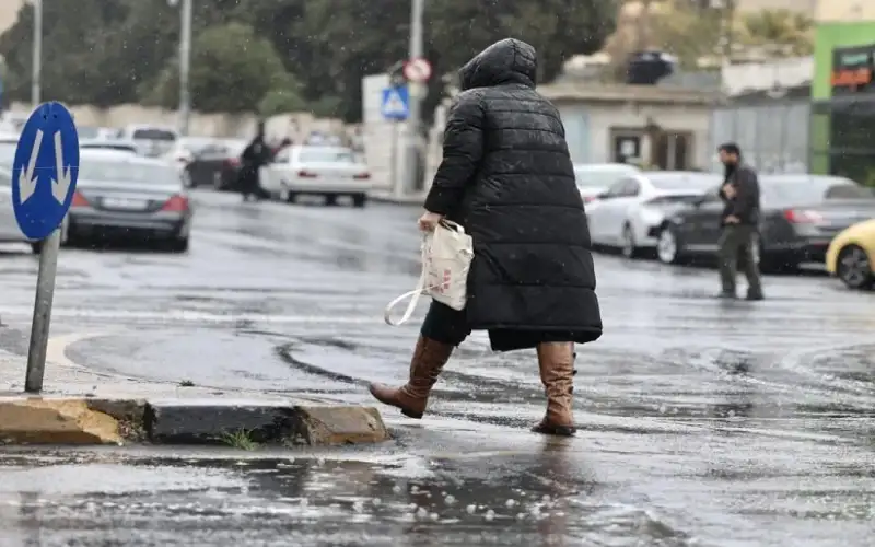 المنخفض الجوي ينعش الموسم المطري في