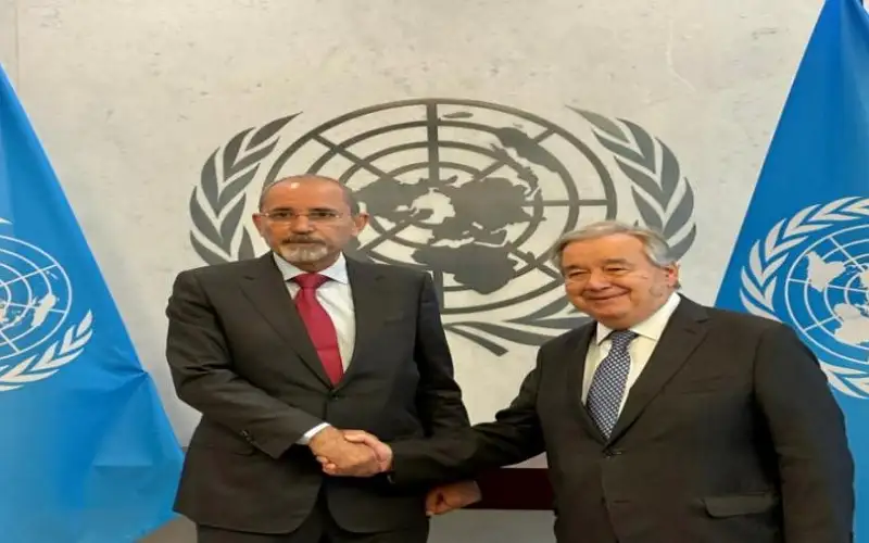 الصفدي وغوتيريش يؤكدان أهمية دعم الأونروا