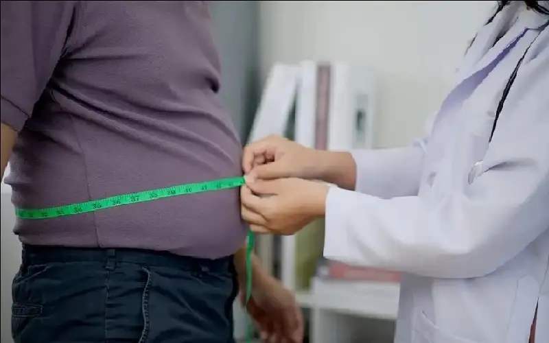 دراسة: السمنة تسرع من تطور الزهايمر