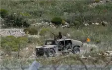 توغل 6 آليات عسكرية إسرائيلية في