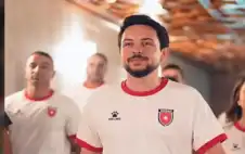 strongولي العهدstrong يطمئن على صحة يزن