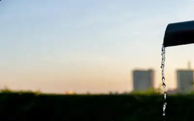 طائرات سعودية تزود مقاتلي الشرعية بالسلاح