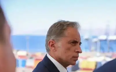 الأردن ـ لماذا كرم حسان موظفا بالزرقاء؟