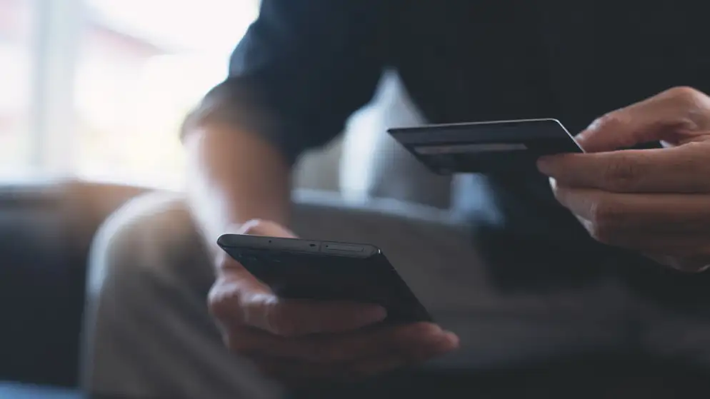 خلال عام.. 380 ألف مستخدم جديد