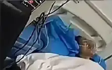 لقد ابتلعت صرصورا بالخطأ